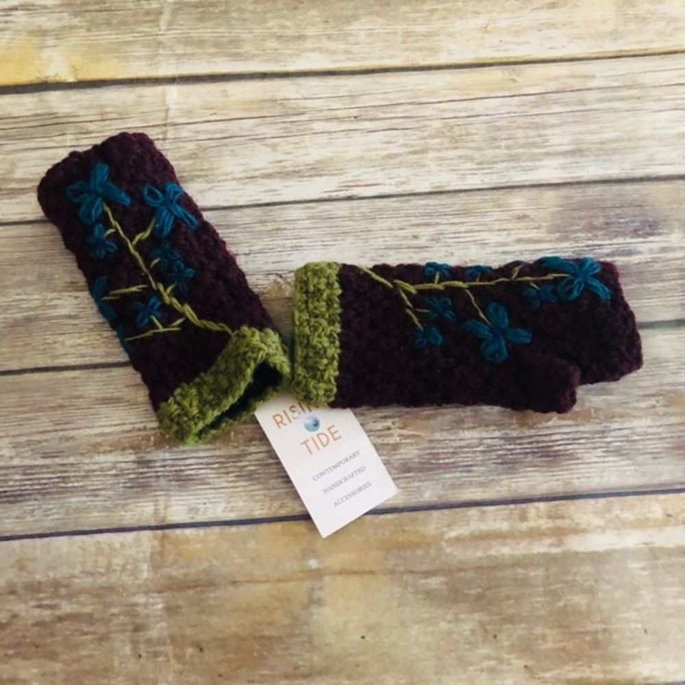 19. Girls handcrafted gloves!